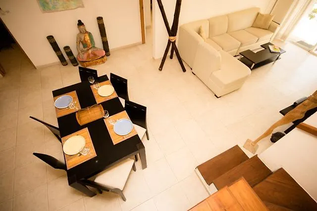 Las Olas 304 Playa del Carmen 0*,