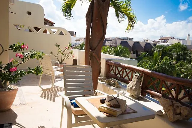 Las Olas 304 Playa del Carmen Apartment